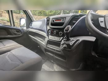 Used Iveco Daily 2018 for sale - 79549133: Photo