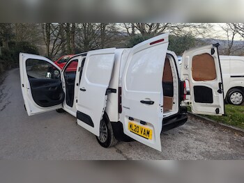Used Citroen Berlingo 2020 for sale - 78150761: Photo