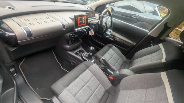Used Citroen C4 Cactus 2021 for sale - 76293428: Photo 12