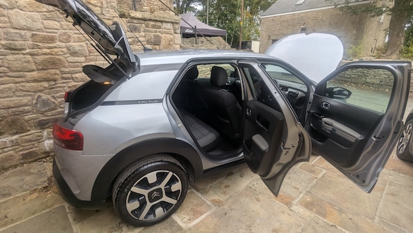Used Citroen C4 Cactus 2021 for sale - 76293428: Photo 22