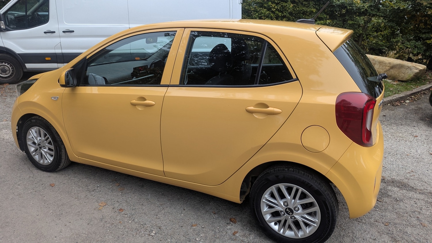 Used Kia Picanto 2021 for sale - 76963686: Photo 11