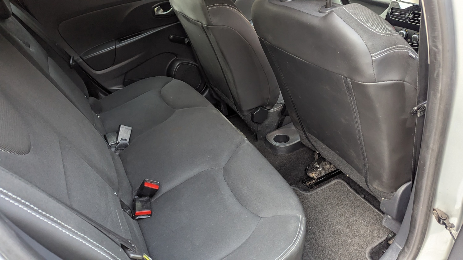 Used Renault Clio 2016 for sale - 76347423: Photo 12