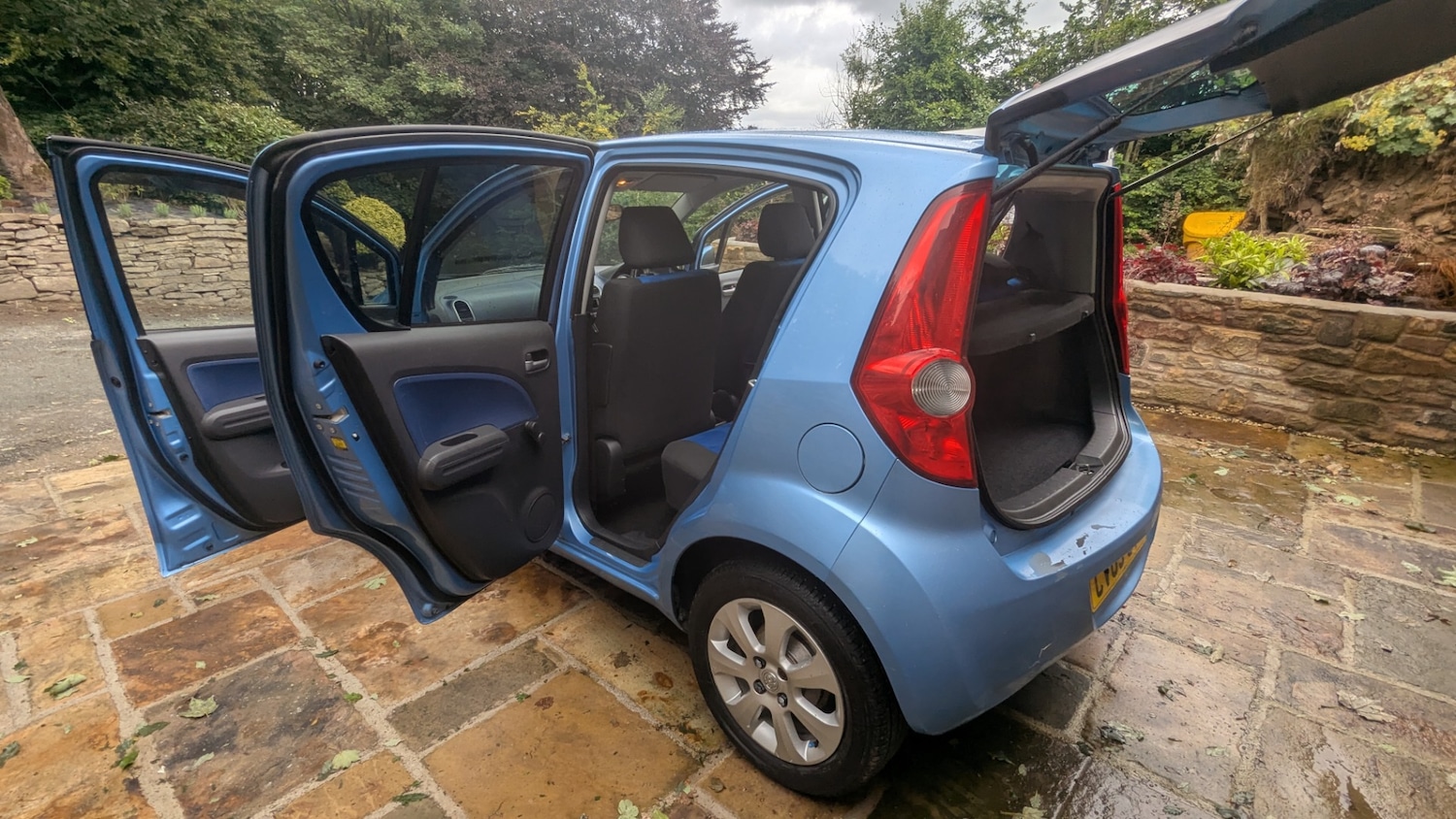 Vehicle 21