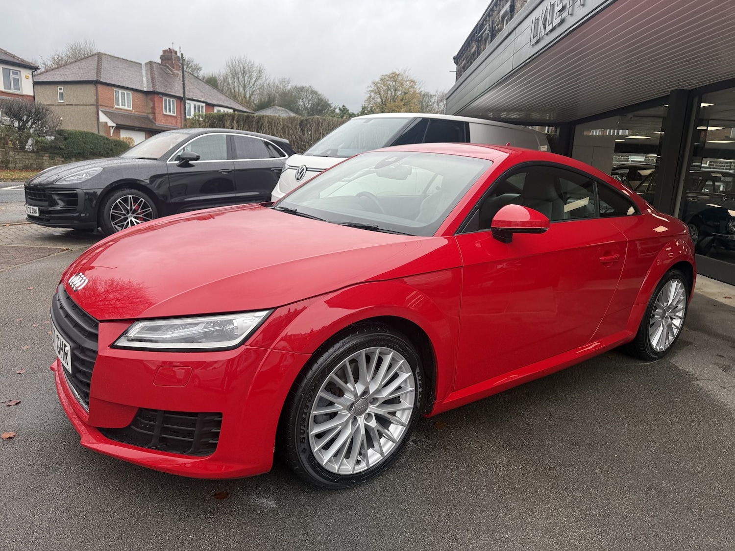 Used Audi TT 2017 for sale - 76547904: Photo 4