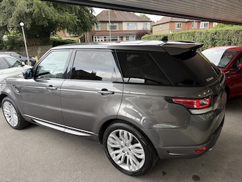 Used Land Rover Range Rover Sport 2016 for sale - 79451306: Photo