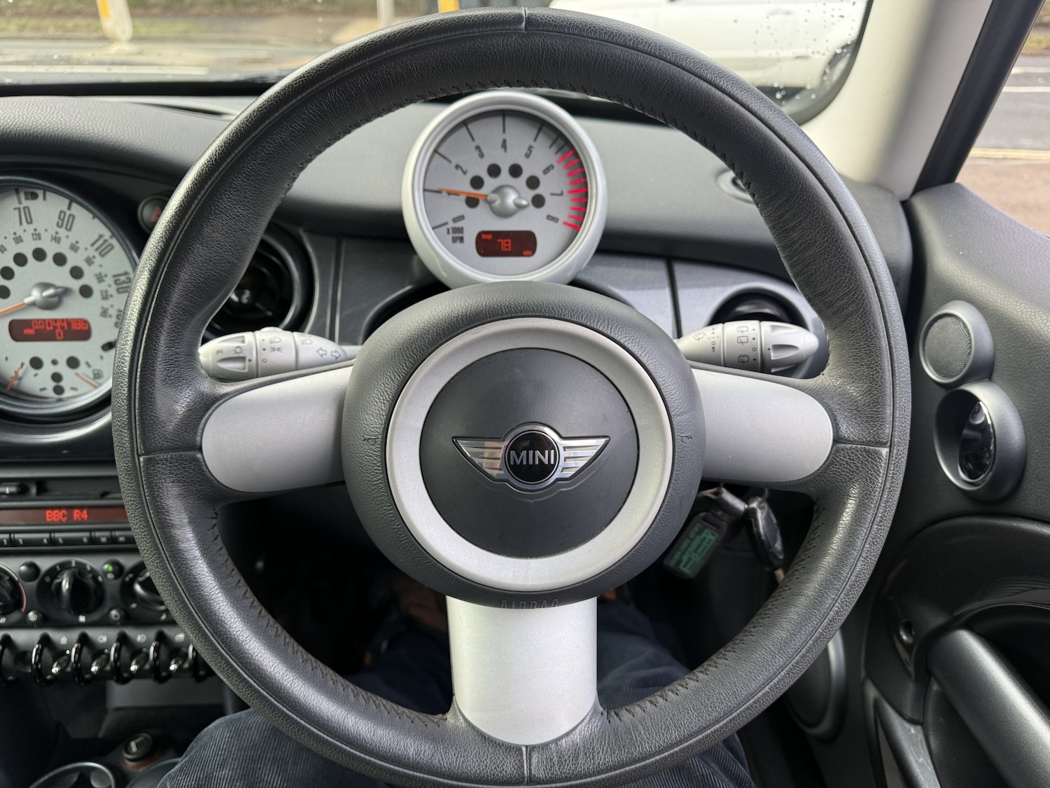 Used MINI Hatch 2004 for sale - 77650046: Photo 12