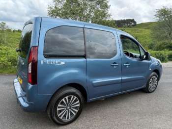 Used Peugeot Partner Tepee 2014 for sale - 74980980: Photo