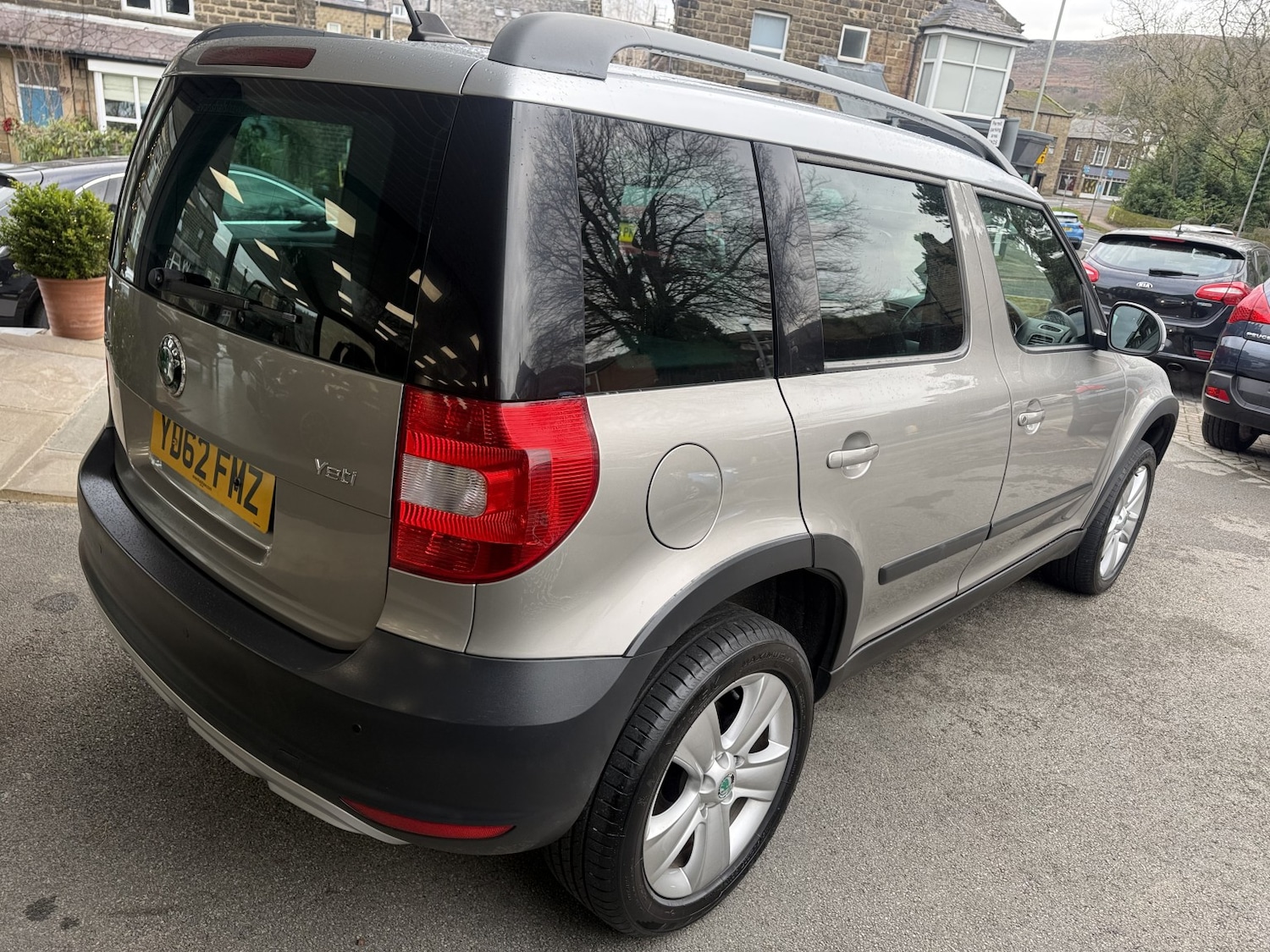 Used Skoda Yeti 2012 for sale - 77073048: Photo 4