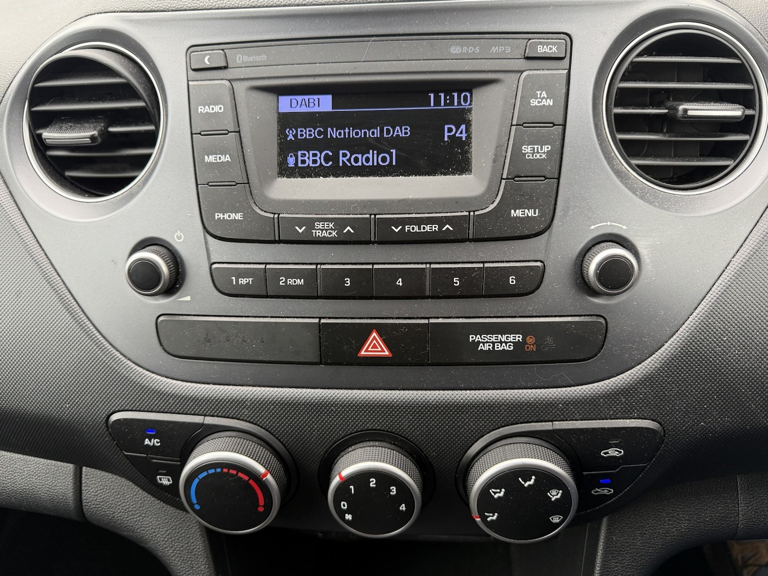 Used Hyundai i10 2017 for sale - 78045697: Photo 8