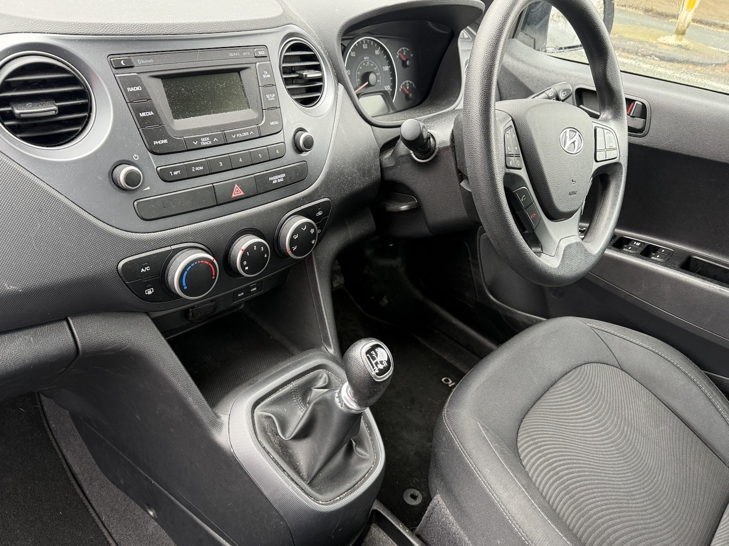 Used Hyundai i10 2017 for sale - 78045697: Photo 9