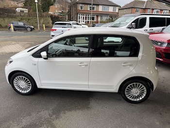 Used Volkswagen up! 2016 for sale - 77694340: Photo