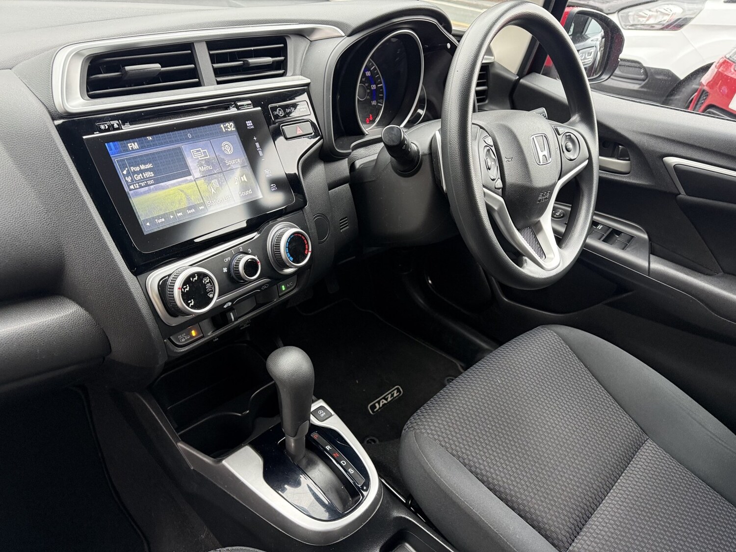 Used Honda Jazz 2018 for sale - 77494857: Photo 7