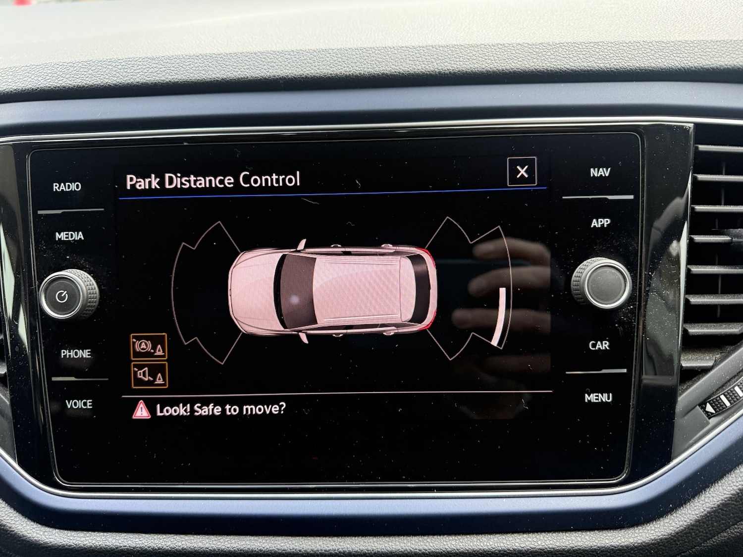 Used Volkswagen T-Roc 2021 for sale - 77694327: Photo 11