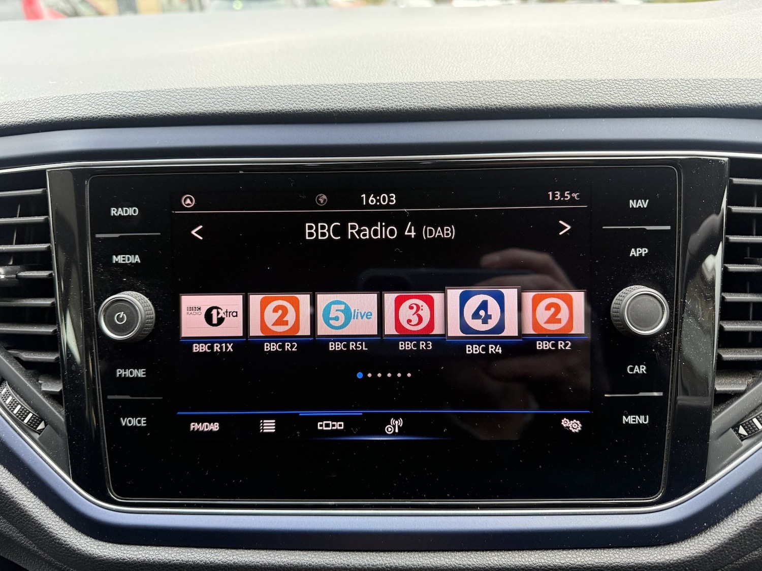 Used Volkswagen T-Roc 2021 for sale - 77694327: Photo 13