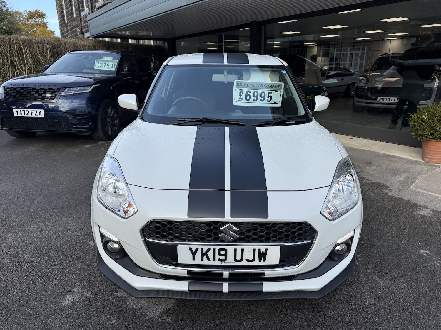 Used Suzuki Swift 2019 for sale - 76478111: Photo 2