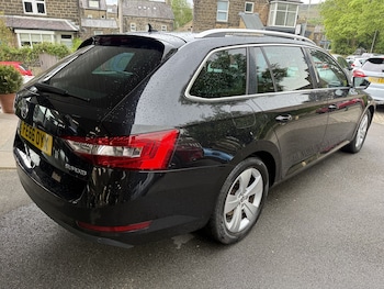 Used Skoda Superb 2016 for sale - 78633401: Photo