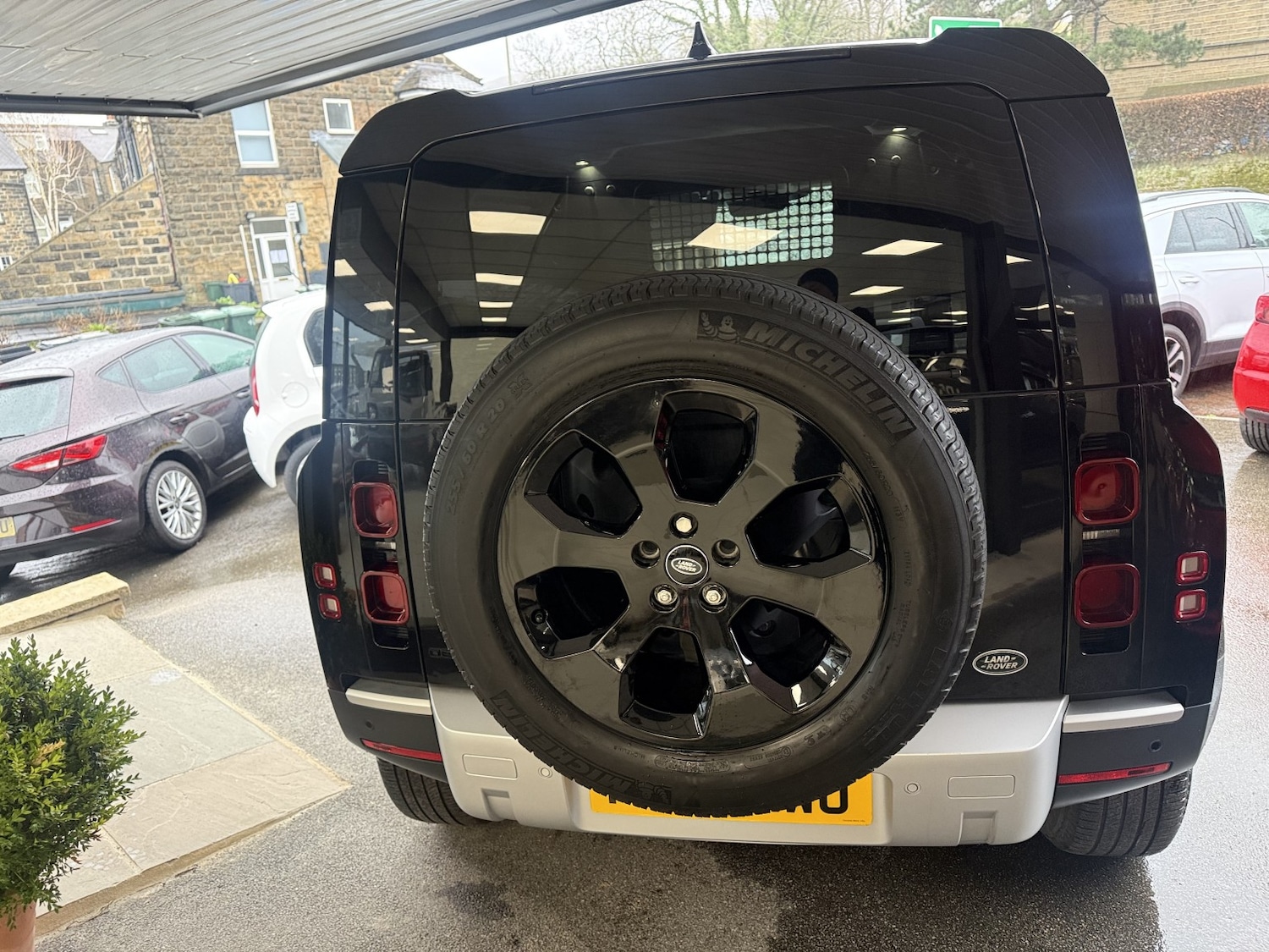 Used Land Rover Defender 2022 for sale - 78004517: Photo 6