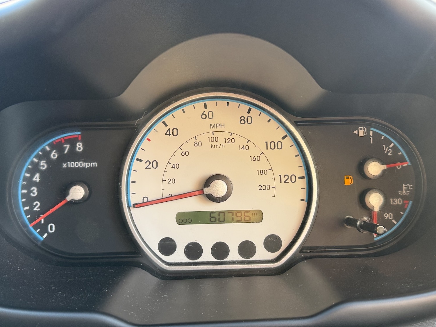 Used Hyundai i10 2011 for sale - 77781791: Photo 10