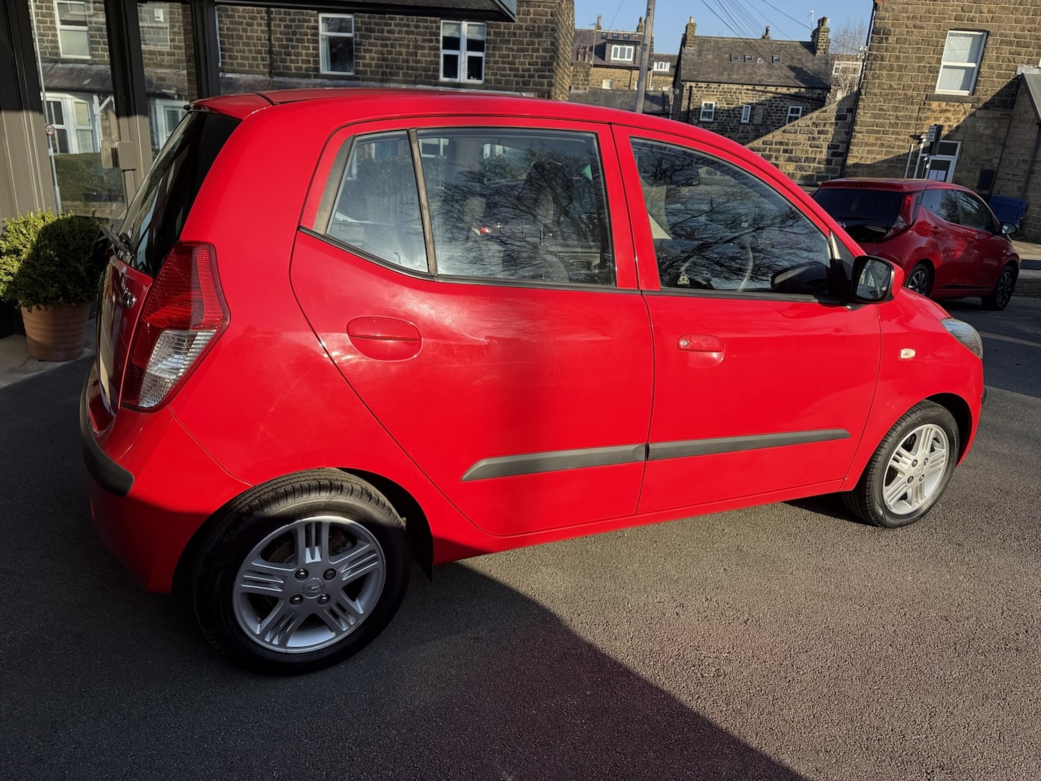Used Hyundai i10 2011 for sale - 77781791: Photo 4