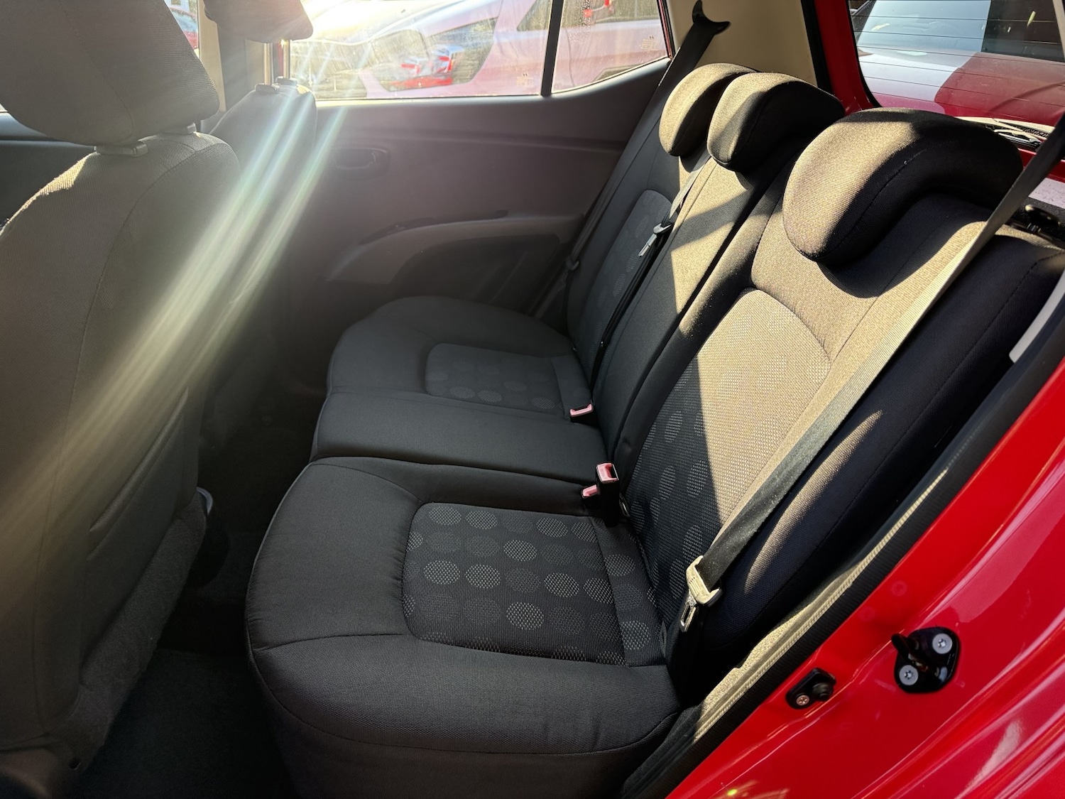 Used Hyundai i10 2011 for sale - 77781791: Photo 9