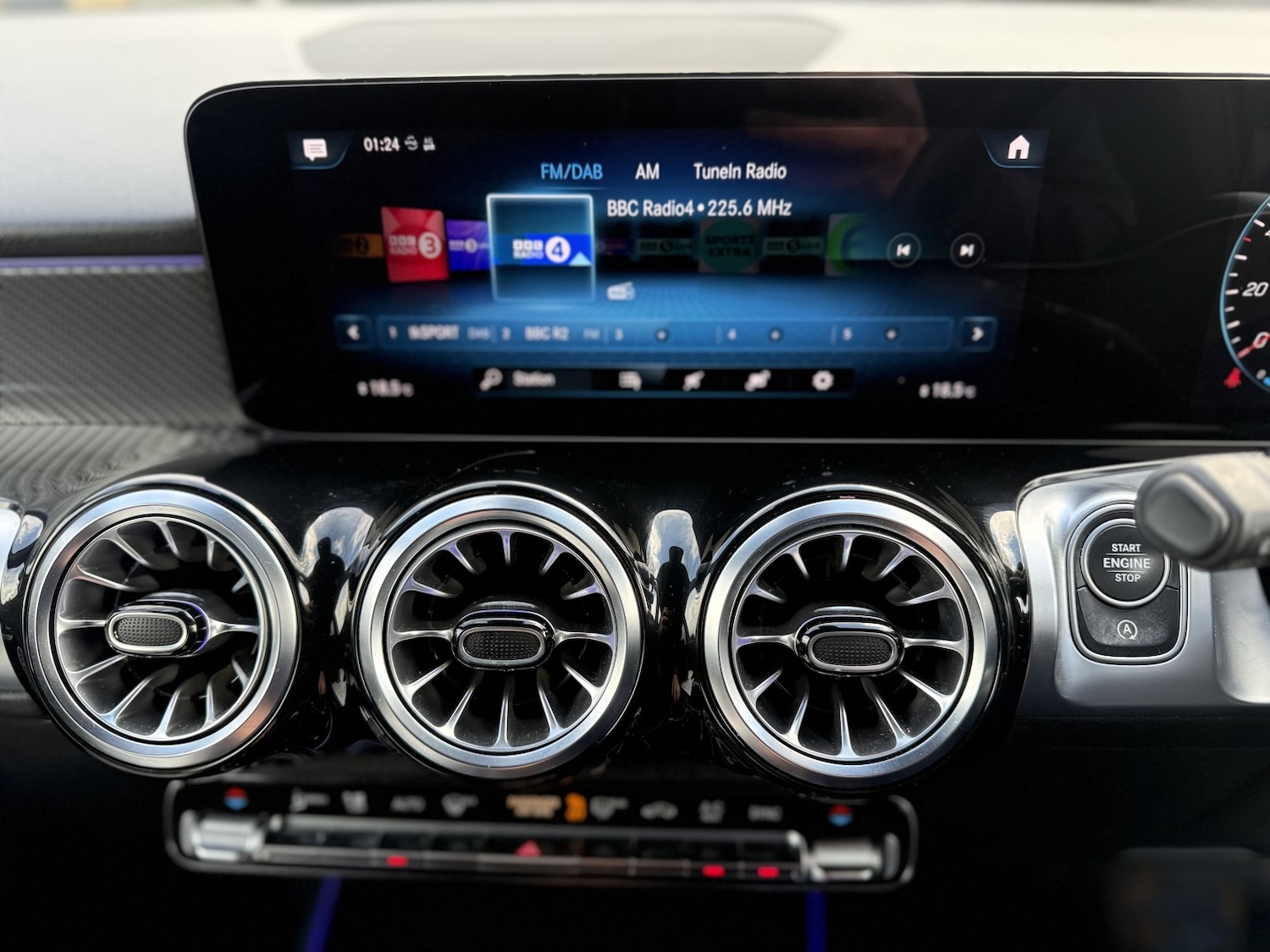 Used Mercedes-Benz GLB 2022 for sale - 78004351: Photo 14