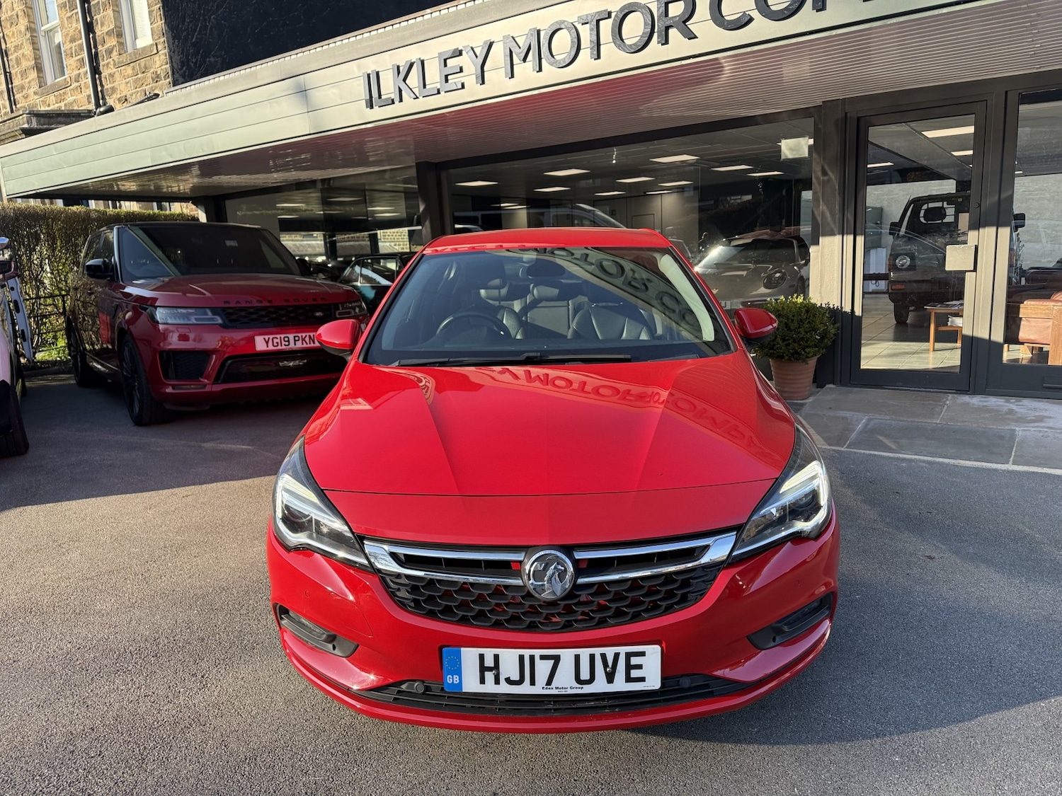 Used Vauxhall Astra 2017 for sale - 77781787: Photo 2