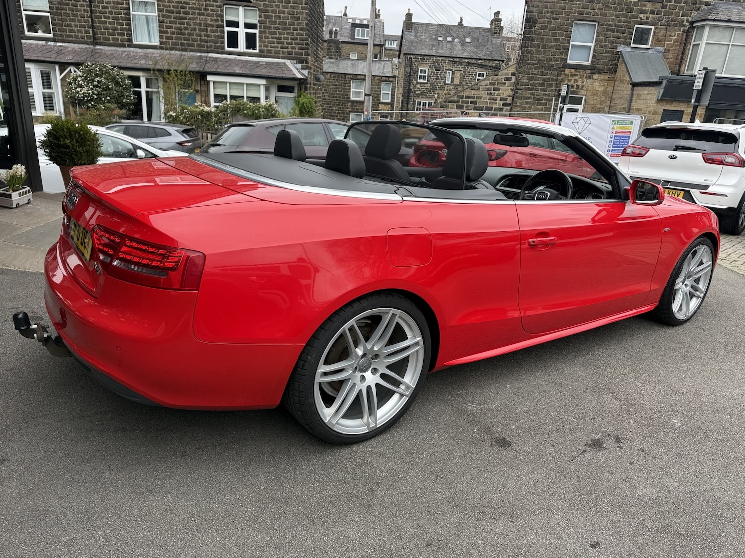 Used Audi A5 Cabriolet 2010 for sale - 78098288: Photo 2