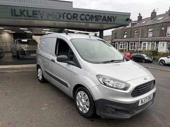 Used Ford Transit Courier 2017 for sale - 76560081: Photo