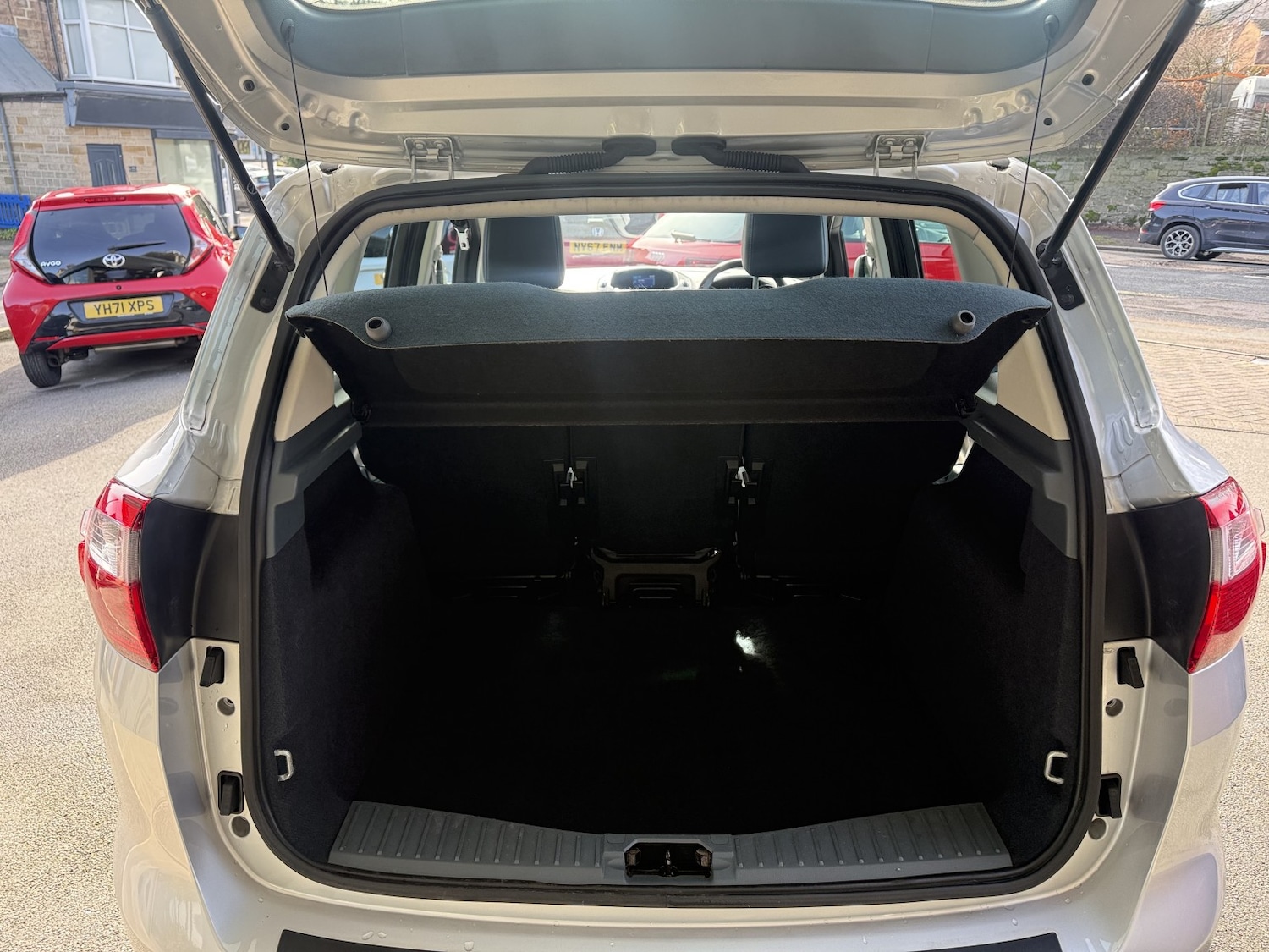 Used Ford C-Max 2014 for sale - 77584595: Photo 15