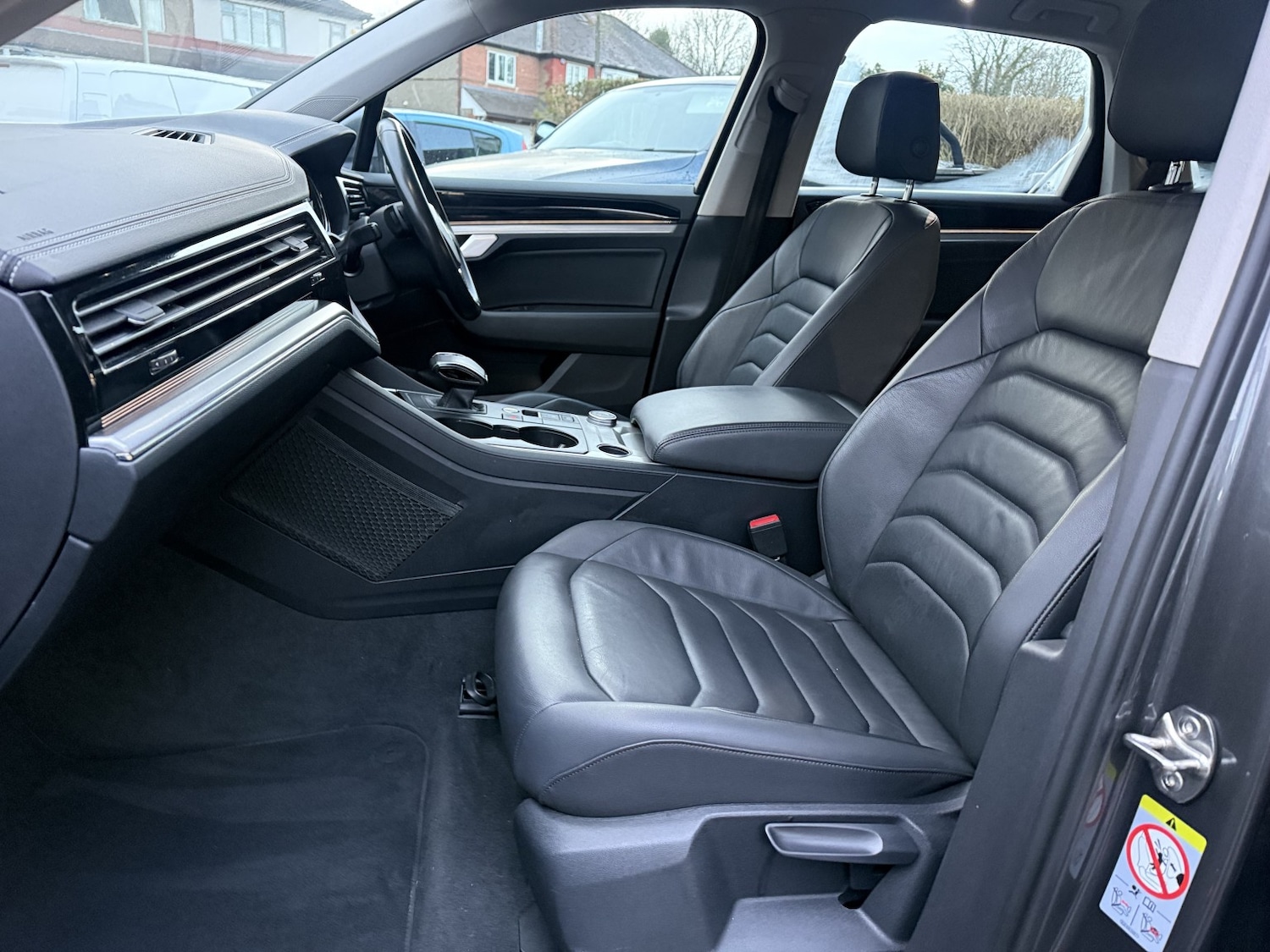 Used Volkswagen Touareg 2019 for sale - 77154451: Photo 8