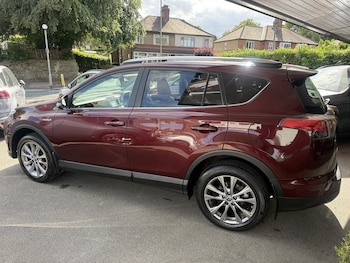Used Toyota RAV4 2017 for sale - 79060175: Photo