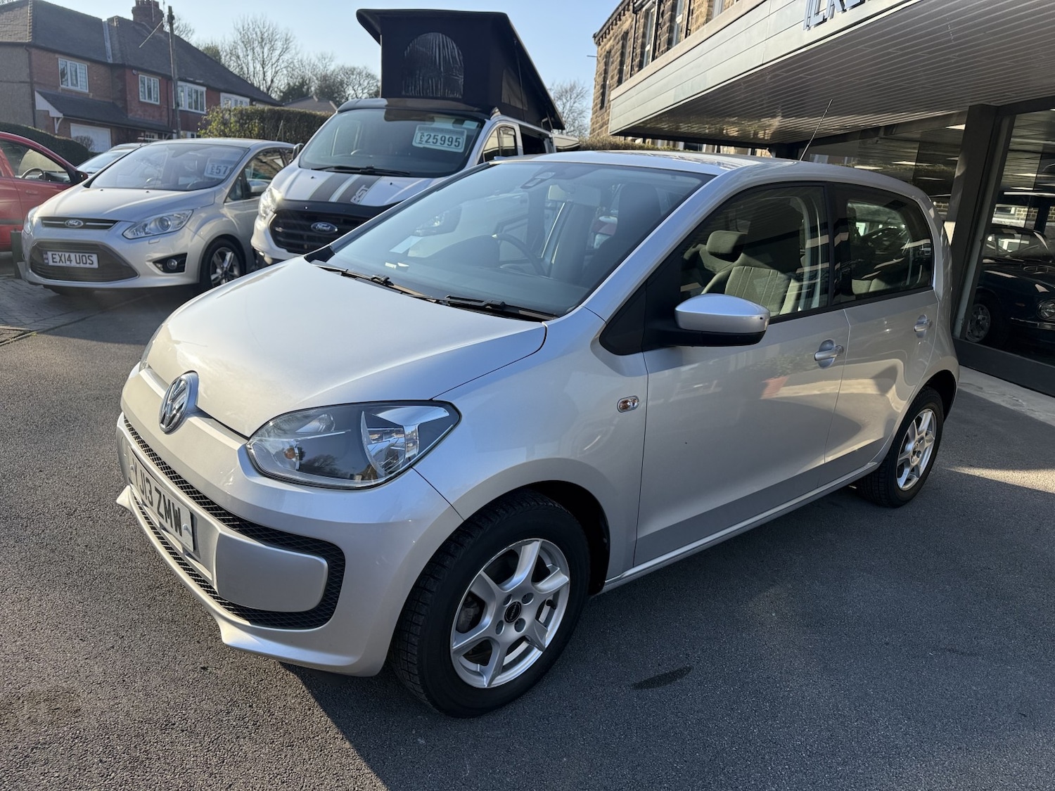 Used Volkswagen up! 2024 for sale - 77781778: Photo 2