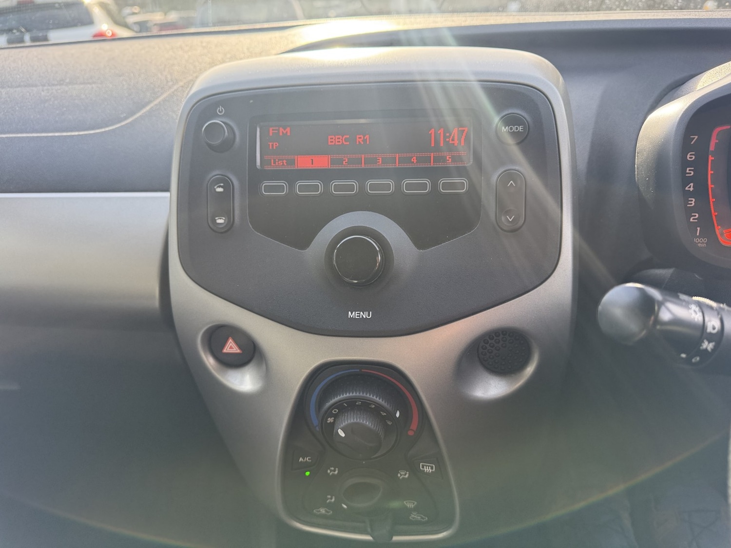 Used Toyota AYGO 2016 for sale - 76478110: Photo 12