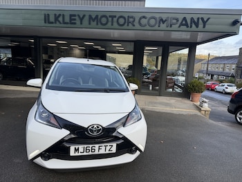 Used Toyota AYGO 2016 for sale - 76478110: Photo