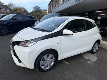 Used Toyota AYGO 2016 for sale - 76478110: Photo