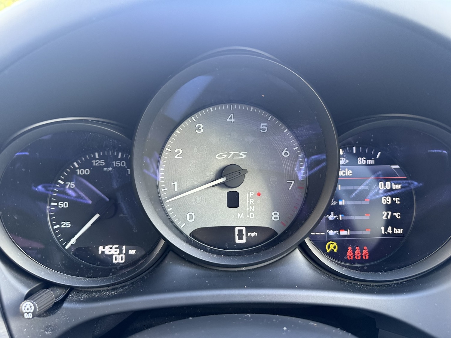 Used Porsche Macan 2023 for sale - 76478115: Photo 10