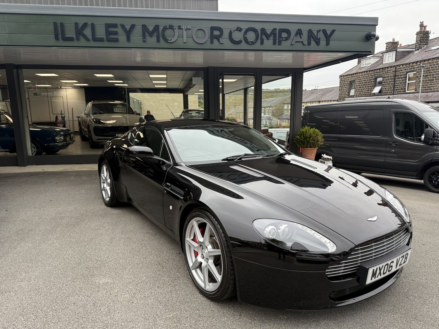 Used Aston Martin Vantage 2006 for sale - 76769615: Photo 1
