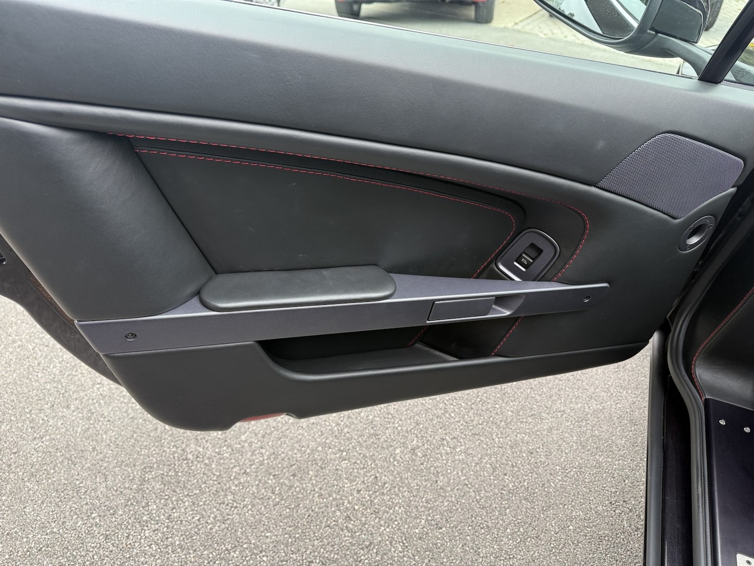 Used Aston Martin Vantage 2006 for sale - 76769615: Photo 12