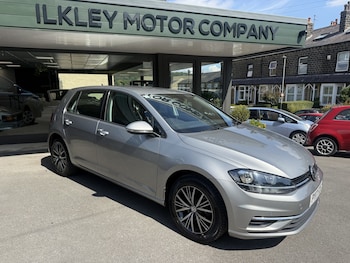 Used Volkswagen Golf 2017 for sale - 79531780: Photo