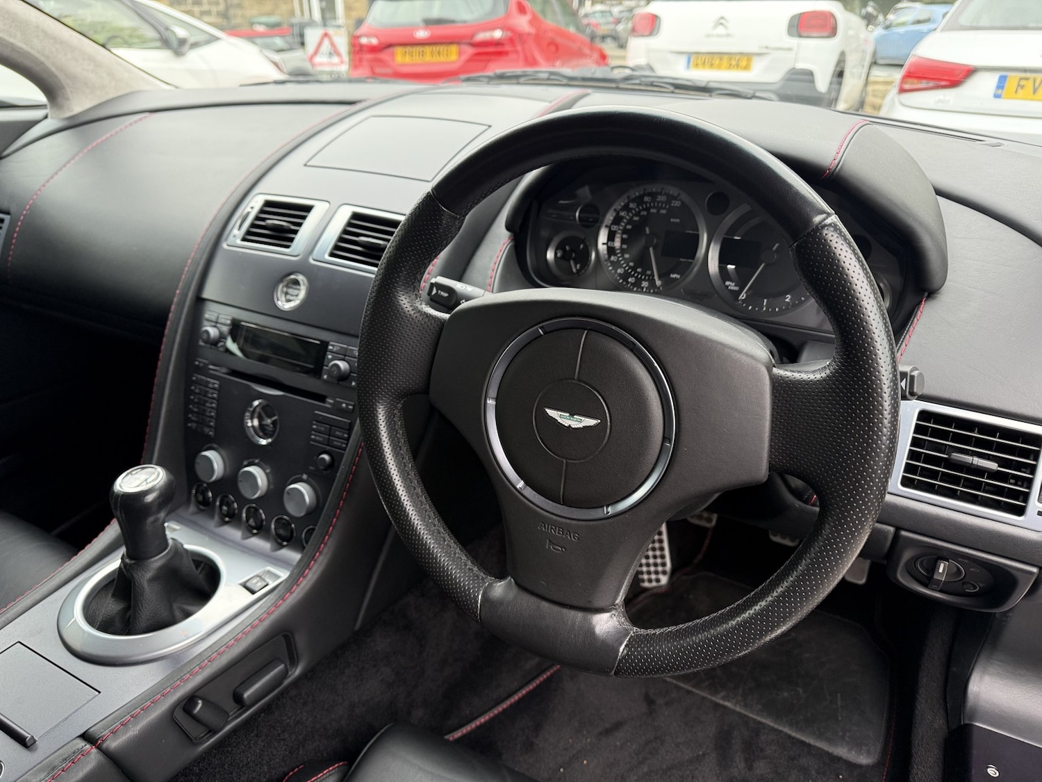 Used Aston Martin Vantage 2006 for sale - 76478113: Photo 11