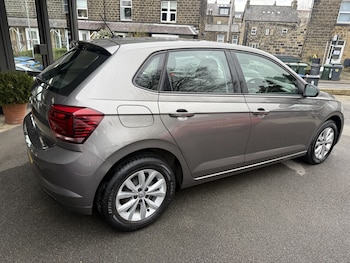 Used Volkswagen Polo 2018 for sale - 77906562: Photo