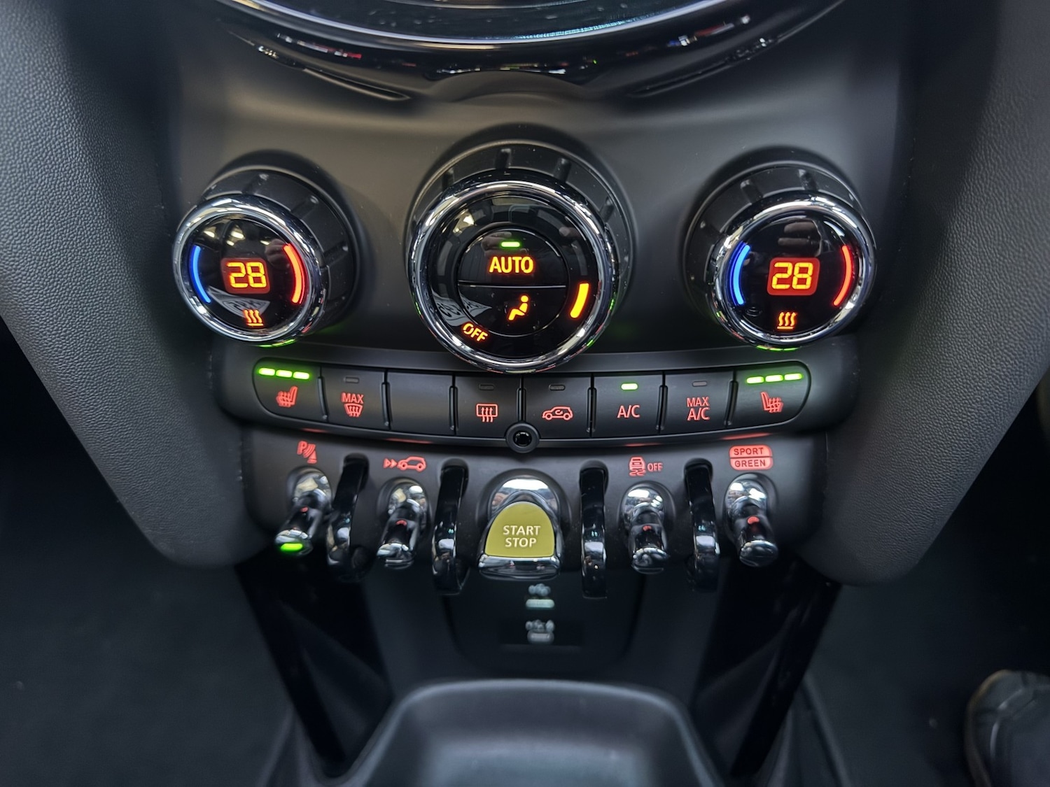 Used MINI Hatch 2021 for sale - 76924360: Photo 17