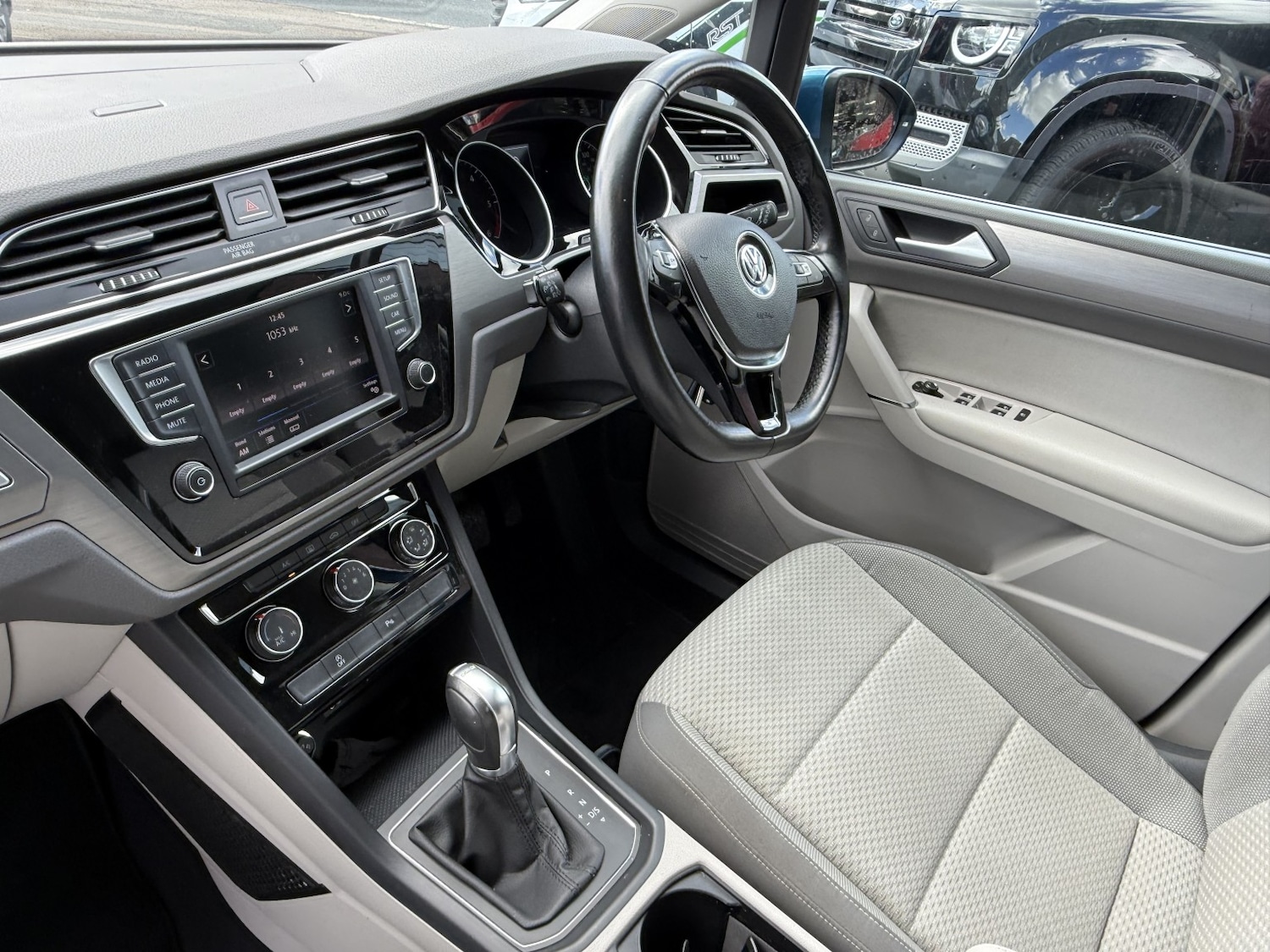 Used Volkswagen Touran 2017 for sale - 78201964: Photo 6