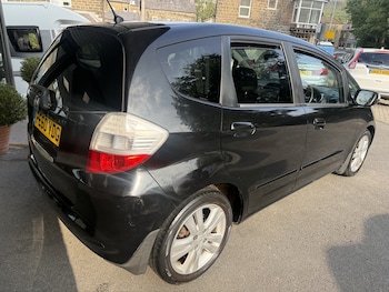 Used Honda Jazz 2010 for sale - 79277678: Photo