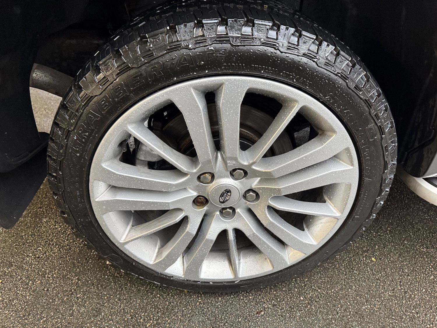 Used Land Rover Range Rover Sport 2010 for sale - 76986848: Photo 10