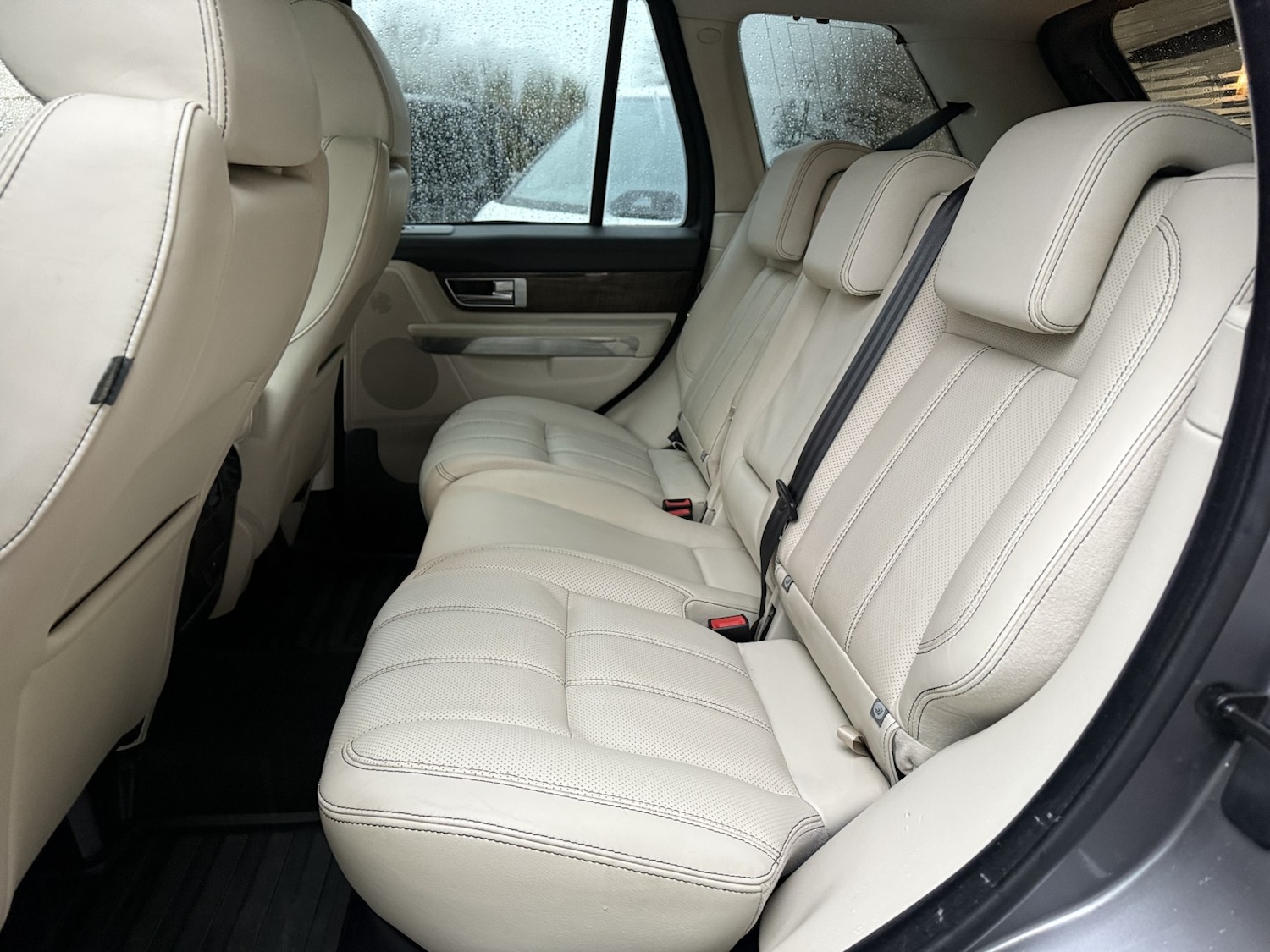 Used Land Rover Range Rover Sport 2010 for sale - 76986848: Photo 6