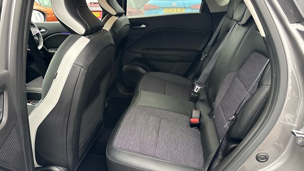 Used Renault Captur 2021 for sale - 76222104: Photo 16