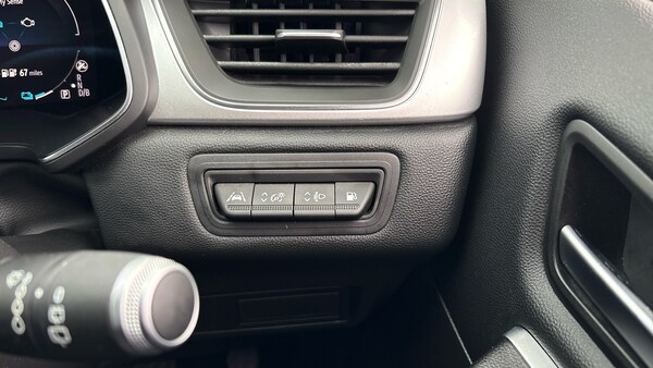 Used Renault Captur 2021 for sale - 76222104: Photo 26
