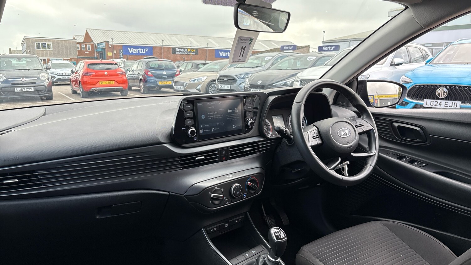 Used Hyundai i20 2021 for sale - 76005876: Photo 9