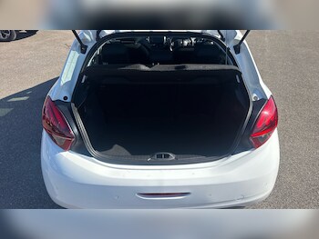 Used Peugeot 208 2017 for sale - 78027085: Photo